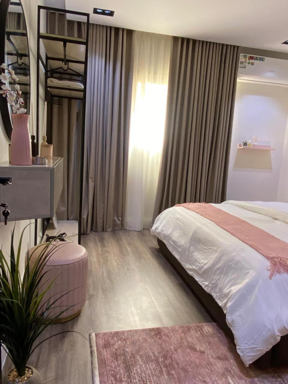 Apartment عملية في حطين بغرفة وصالة Riyadh