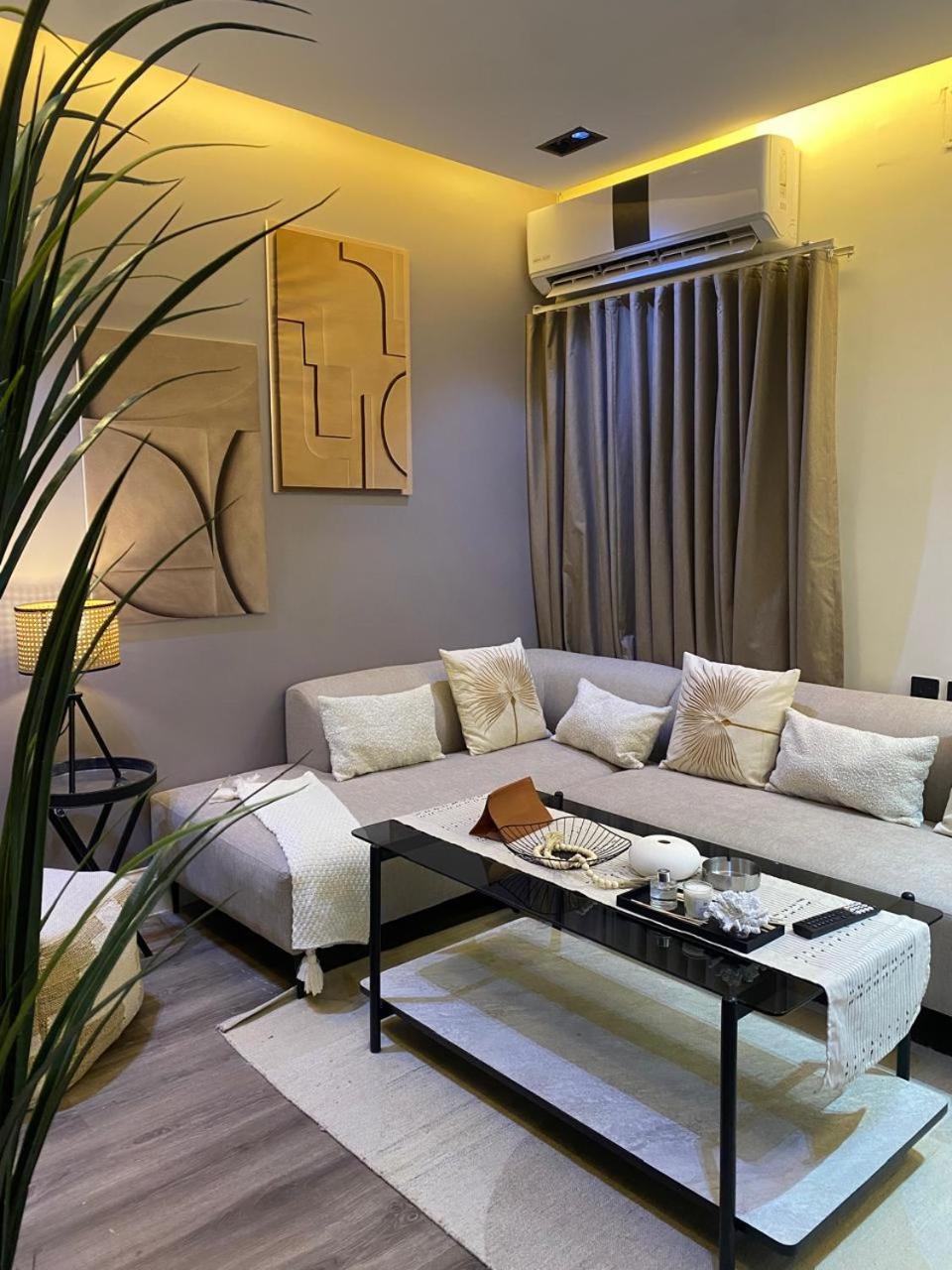 عملية في حطين بغرفة وصالة Apartment Riyadh
