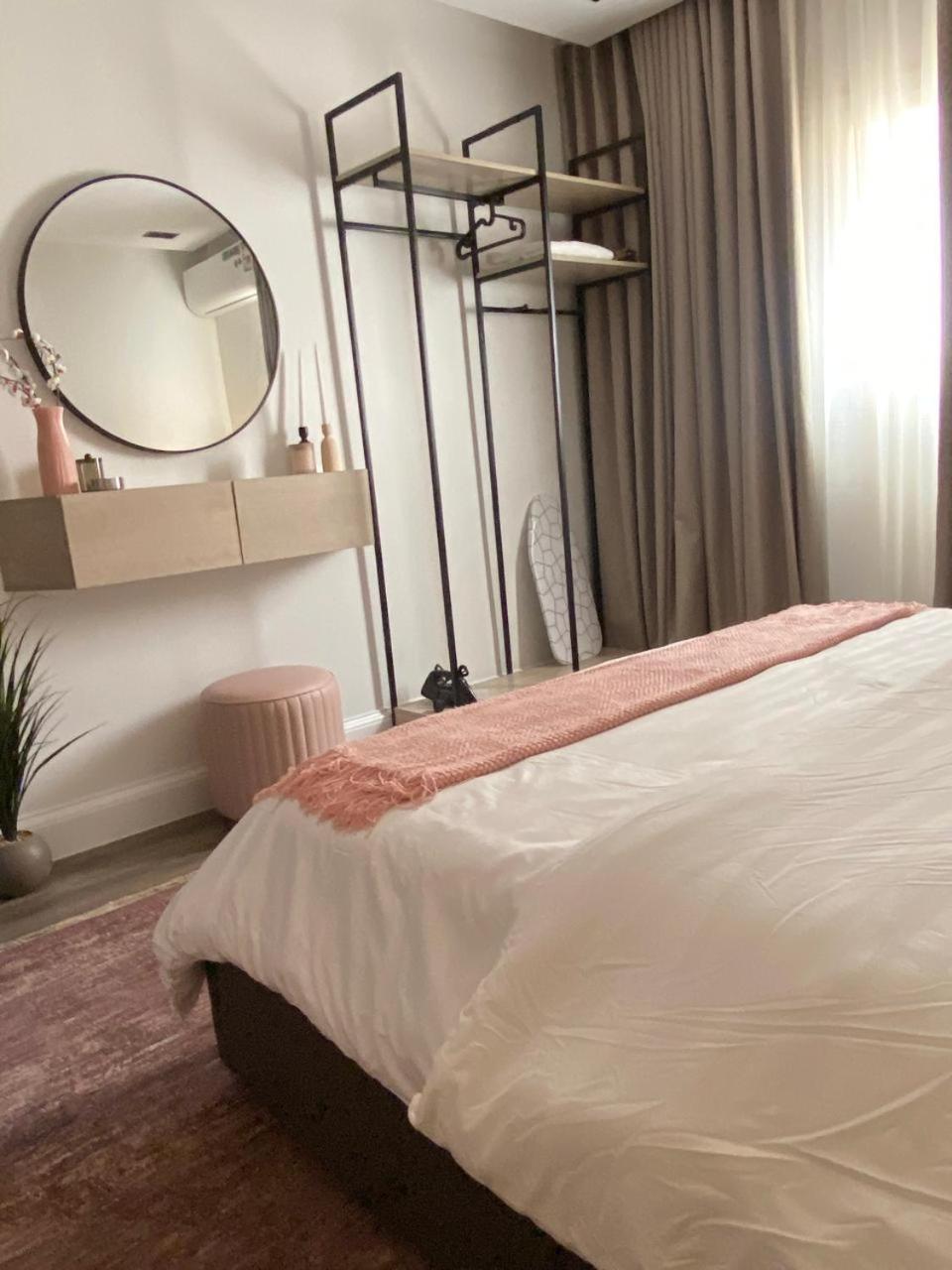 Apartment عملية في حطين بغرفة وصالة Riyadh